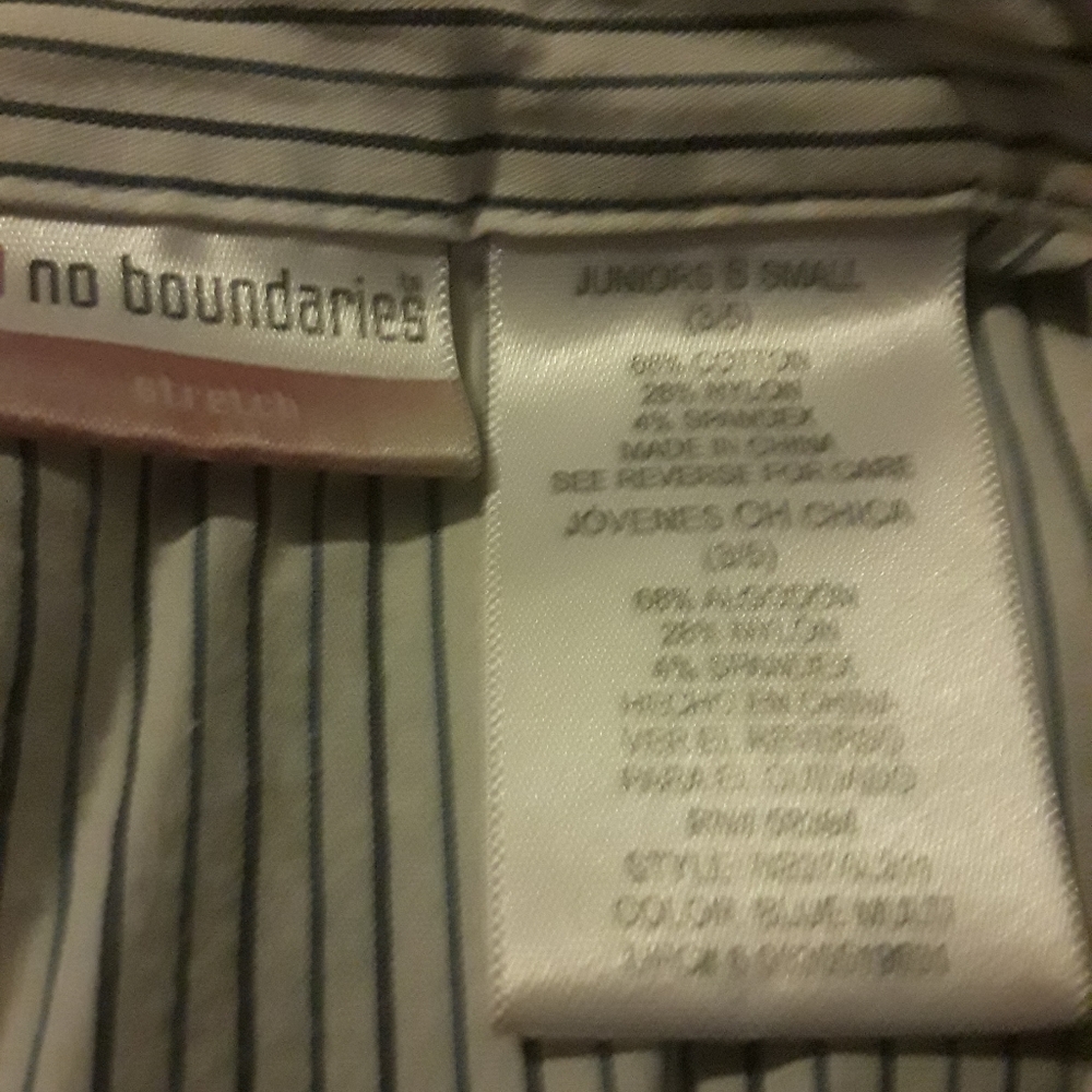 shirt - Picture 2 of 2